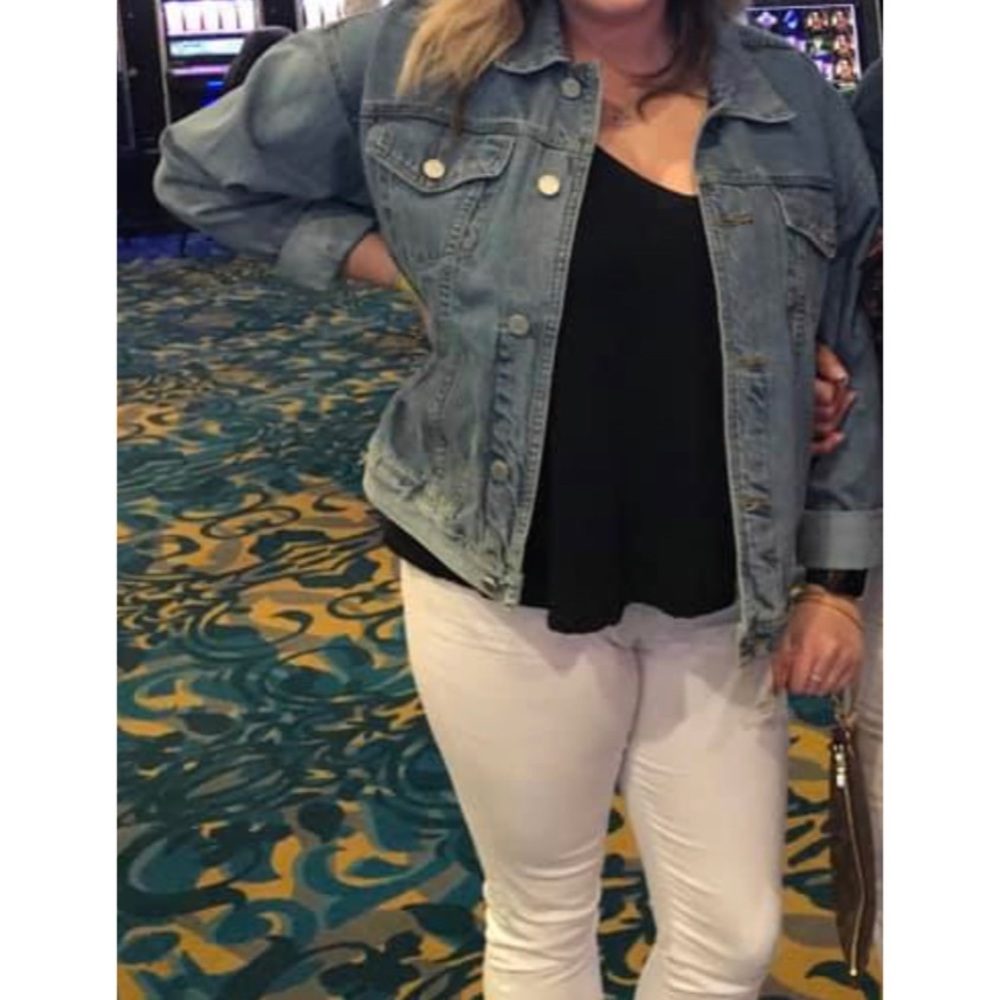 Jean jacket studded